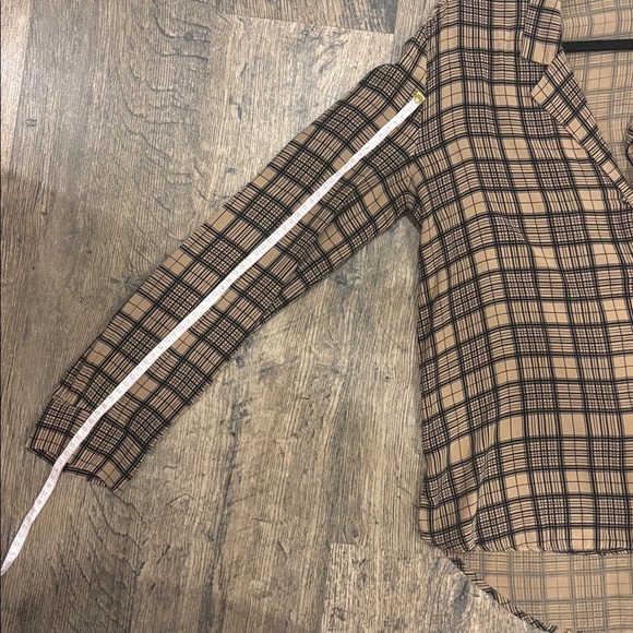 Zara Tan and Black Plaid Shirt - Picture 10 of 10